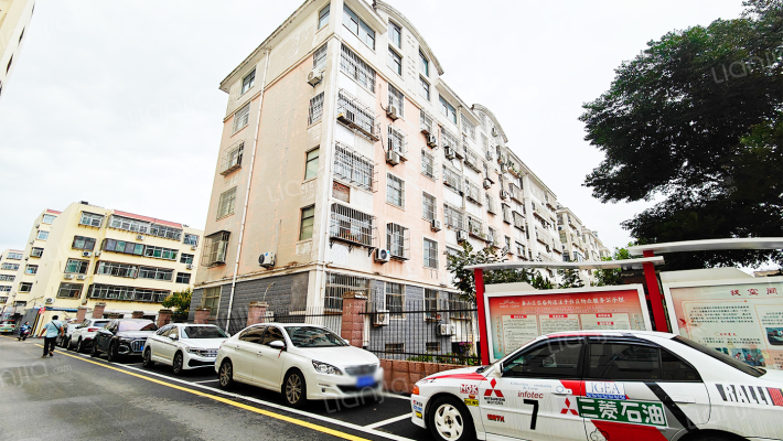 水产公司回迁楼外景图