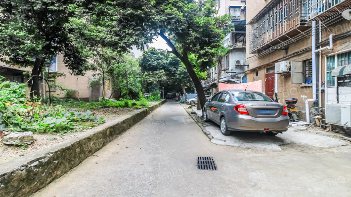 铁西四里外景图