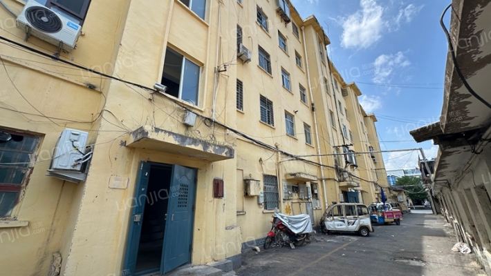 玲珑山中路153号外景图