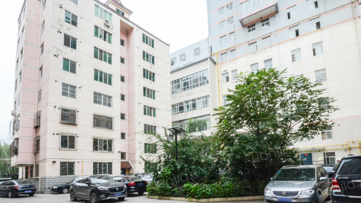 西湖小区外景图