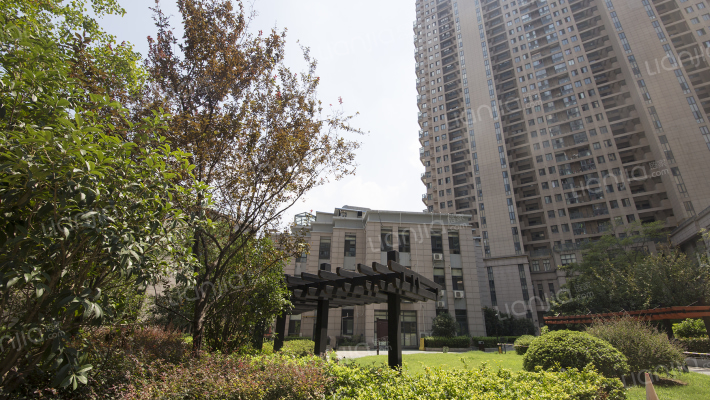 港汇广场外景图