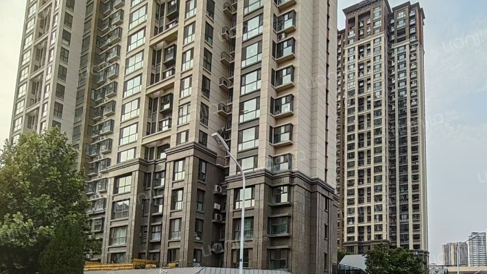 香江瑞城外景图