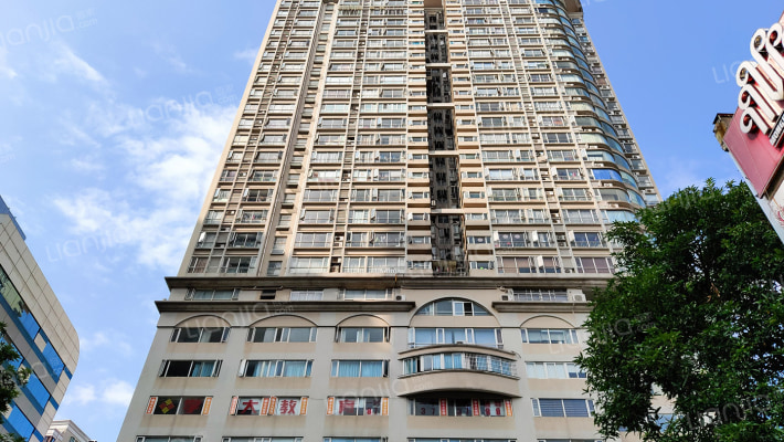 兴城大厦外景图