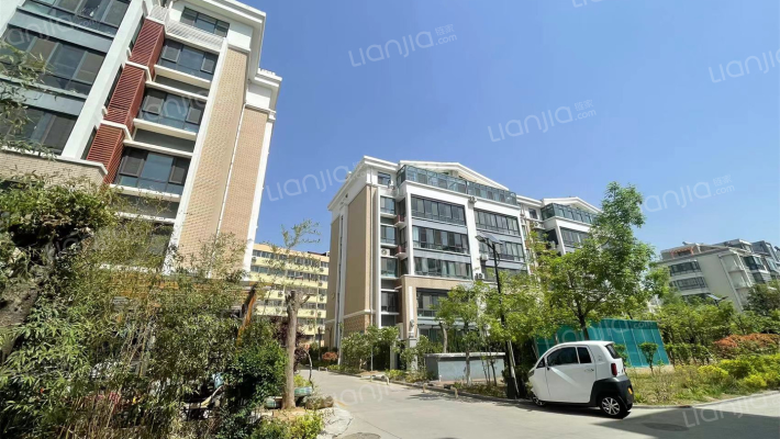 麓秀易居外景图