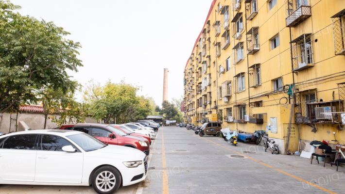 吴店东里外景图