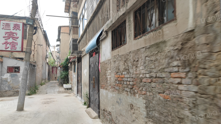 洪河沿街供电局家属楼外景图