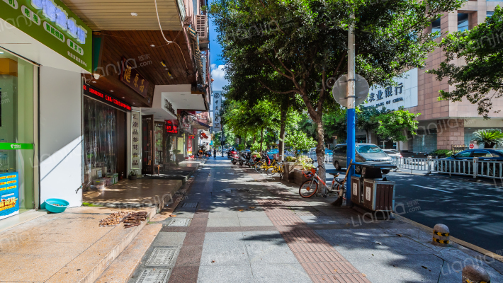 荷花大楼外景图