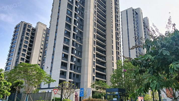 金湾宝龙城外景图