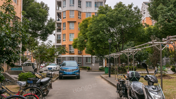 东方吉苑外景图