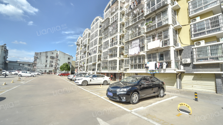 大兴小区外景图