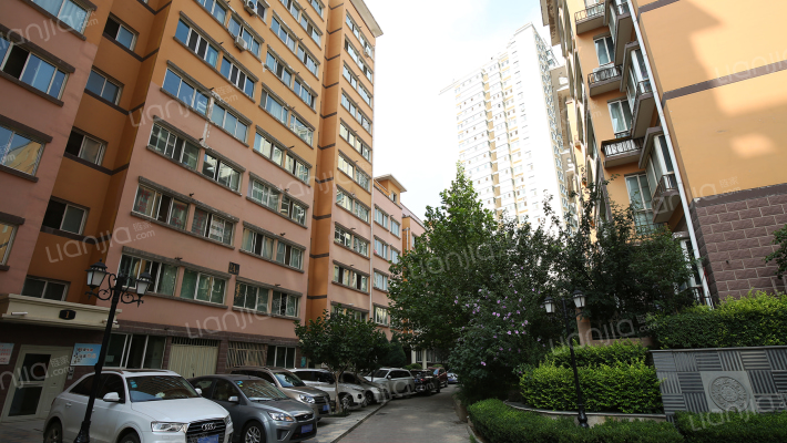 嘉电局住宅楼外景图