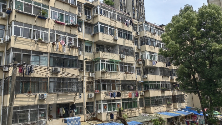 市建三公司宿舍外景图