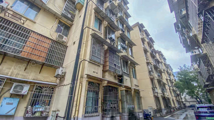 卫生厅宿舍区外景图