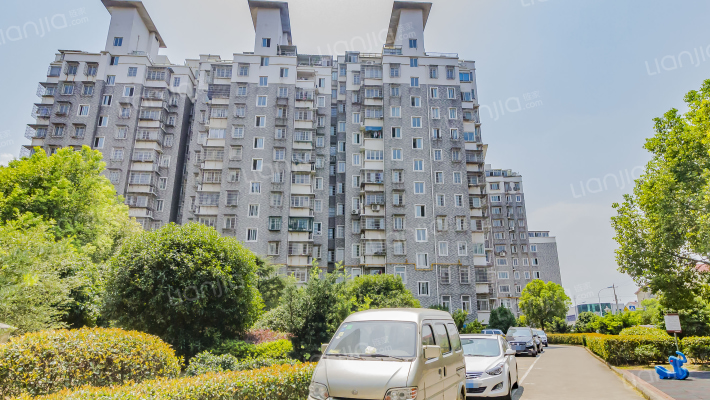 华庭公寓北区外景图