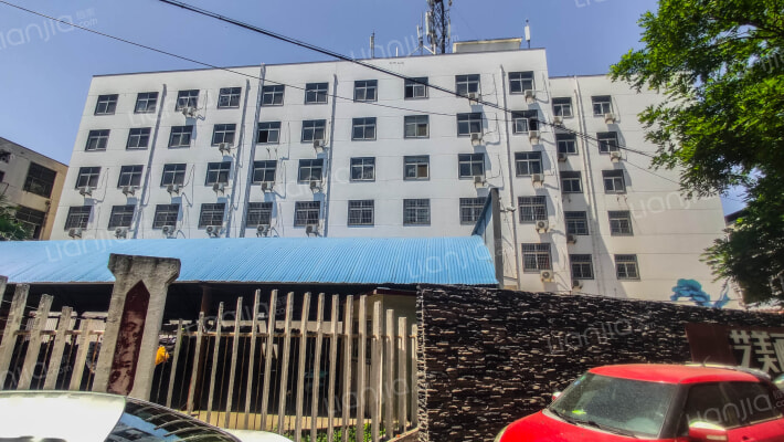 春源装潢公司家属院外景图