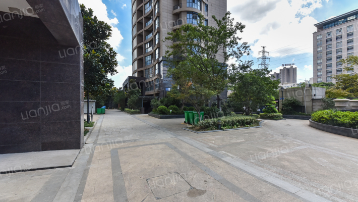 奕翔公寓外景图