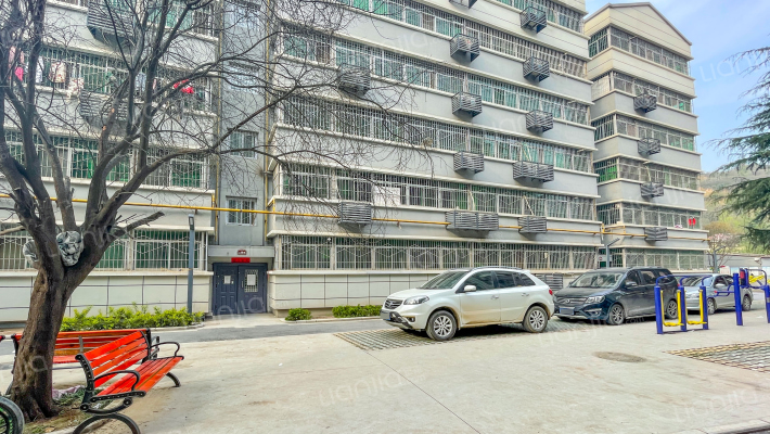 物资三站小区外景图