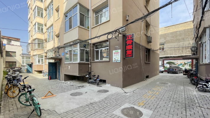 建安公司宿舍外景图