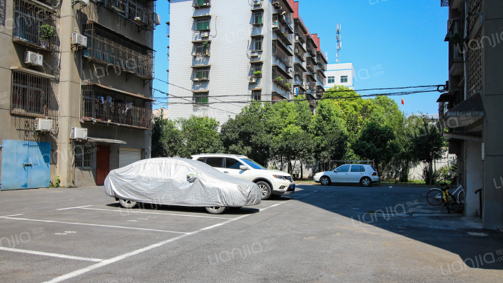 地苑小区外景图