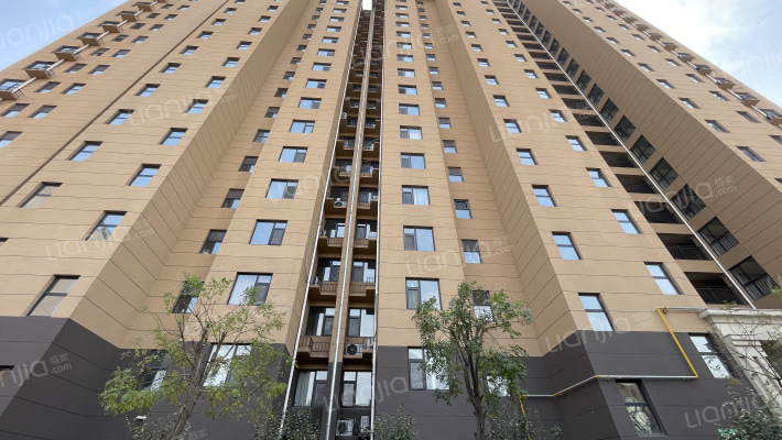 华府1号院外景图