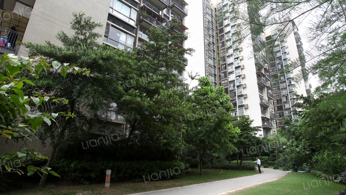 中海月朗苑外景图