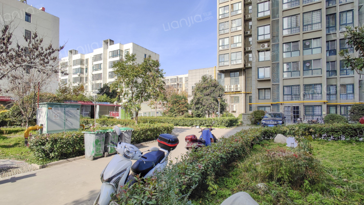 家福花园南院外景图