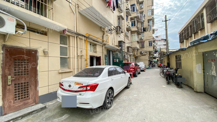 青云路612号外景图