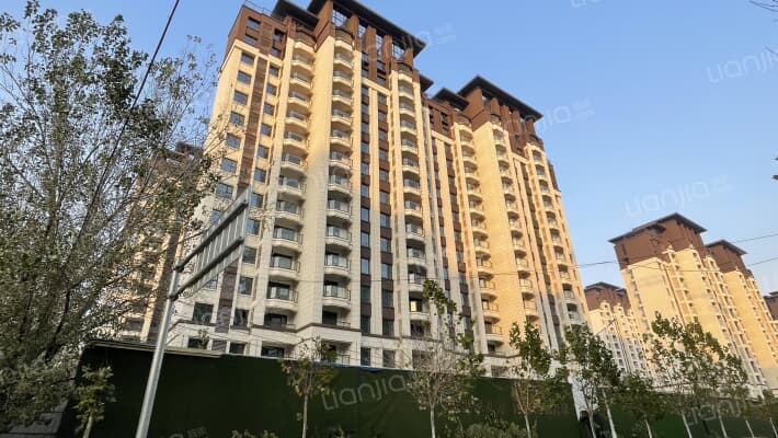 亨伦观唐名邸外景图