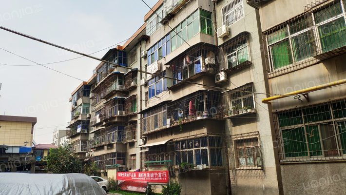 中国石油小区外景图