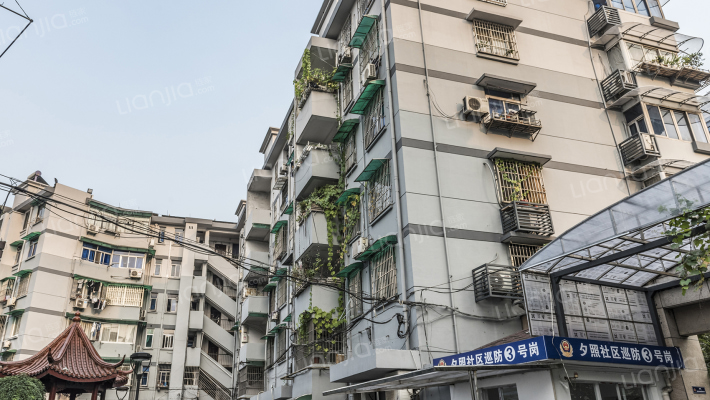 夕照新村外景图