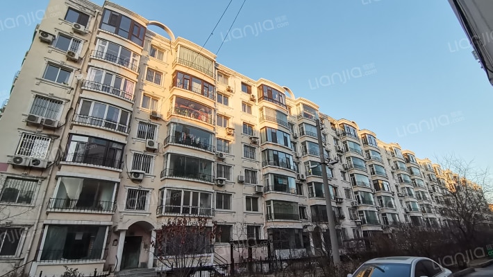 慧莲花园外景图