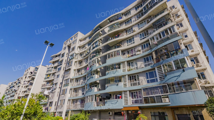 体育小区外景图