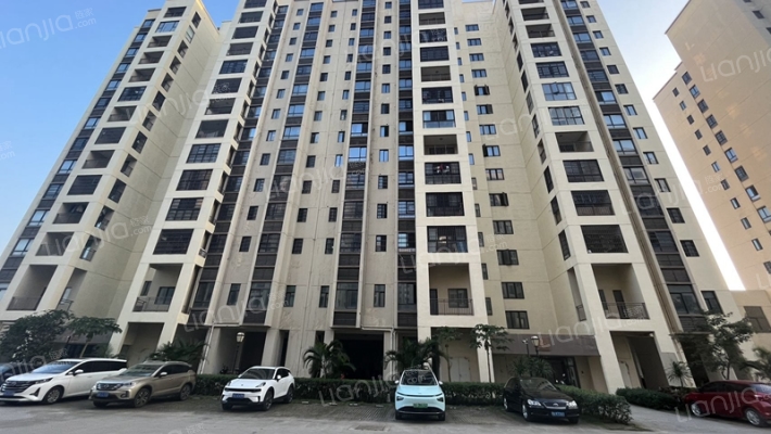 绿地东郡小区外景图