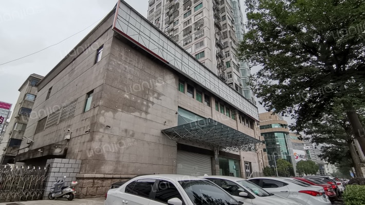 鹏腾大厦外景图