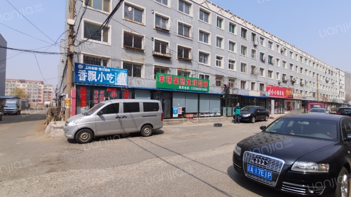 纪检委小区外景图