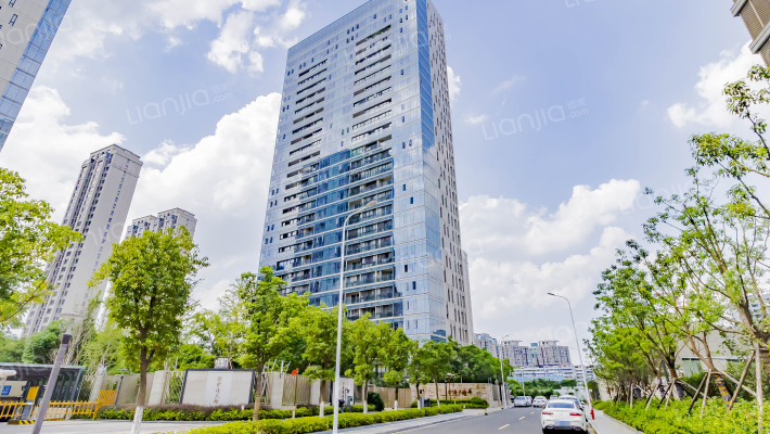 中湾广场外景图