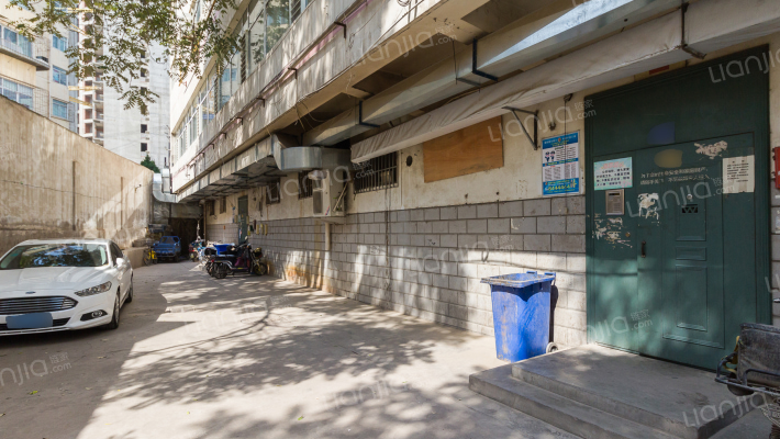 三易小区南楼外景图