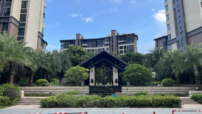 世荣蓝湾半岛外景图