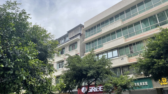 兴业街55号外景图