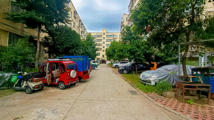 雅苑花园外景图