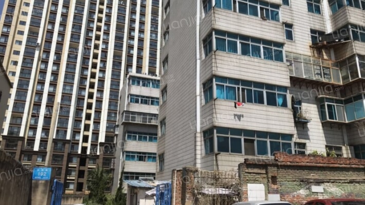 车厢厂职工宿舍区外景图