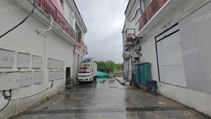 觅渡桥新天地外景图