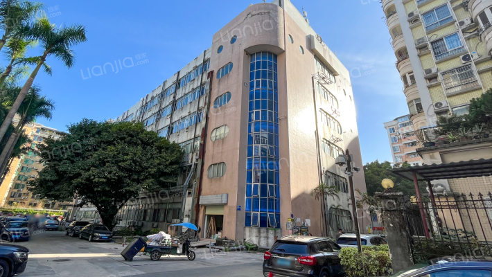 云海大厦外景图