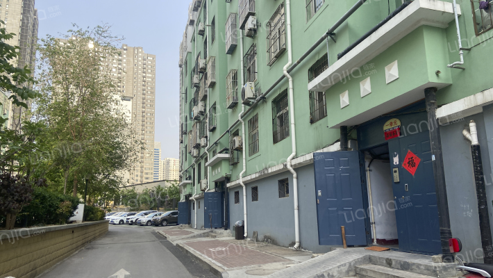 五环小区外景图