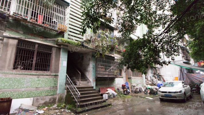 向阳街154号外景图