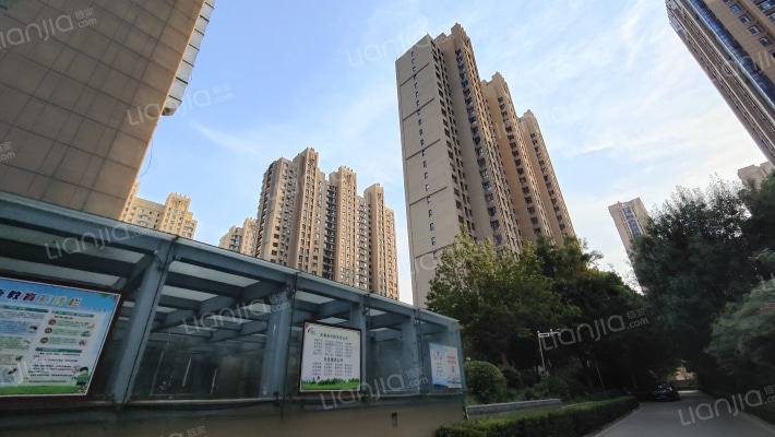 绿园梧桐花园外景图