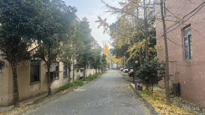 莲韵小区外景图