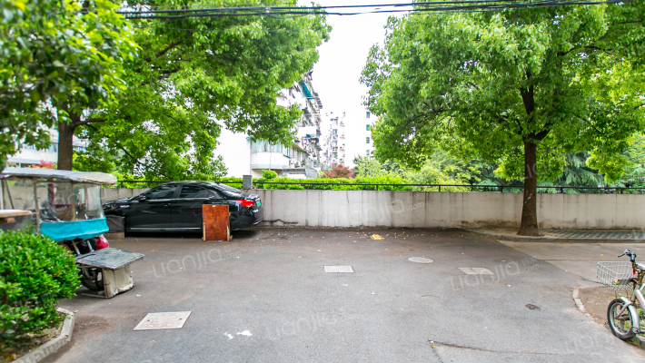 北宝兴路345弄外景图