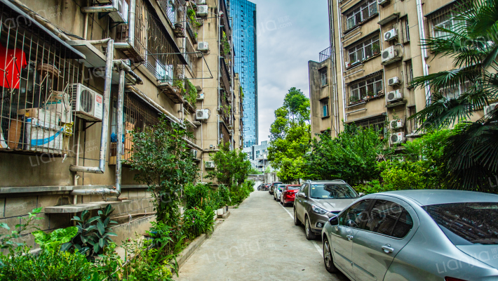 长征小区外景图