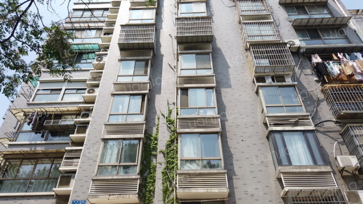 安德公寓外景图